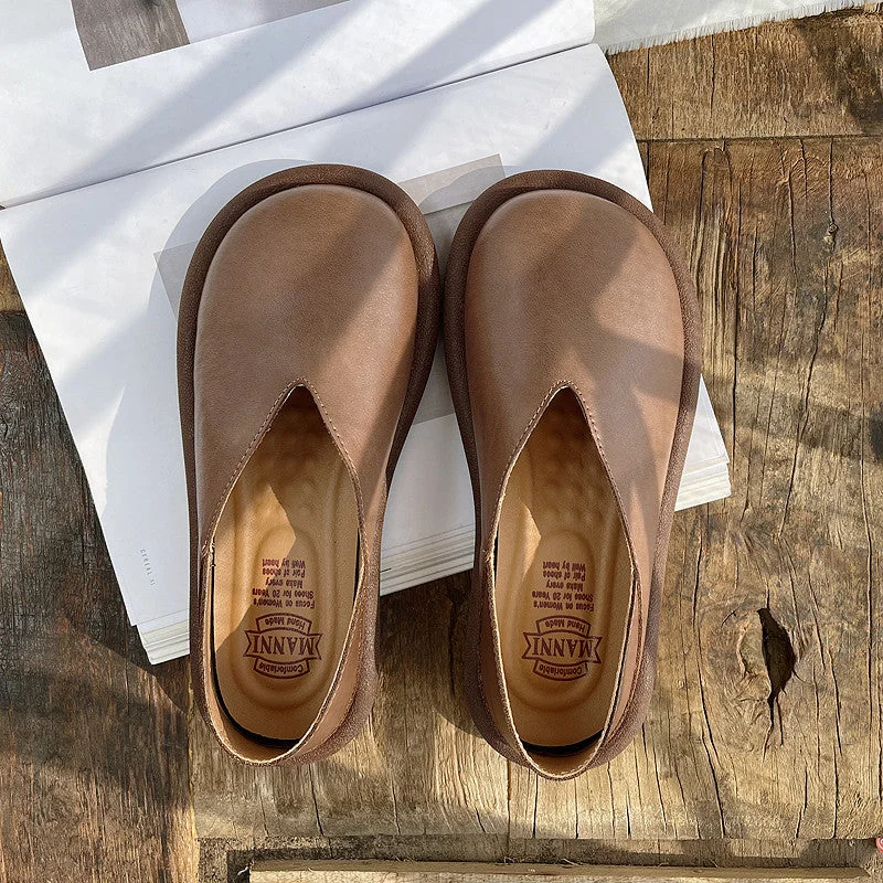 Women's Embroidered Floral Pattern Loafers in Beige for a Spring - Inspired OutfitWomen Retro Solid Soft Leather Flat Loafers Women's Embroidered Floral Pattern Loafers in Beige for a Spring - Inspired OutfitWomen Retro Solid Soft Leather Flat Loafers