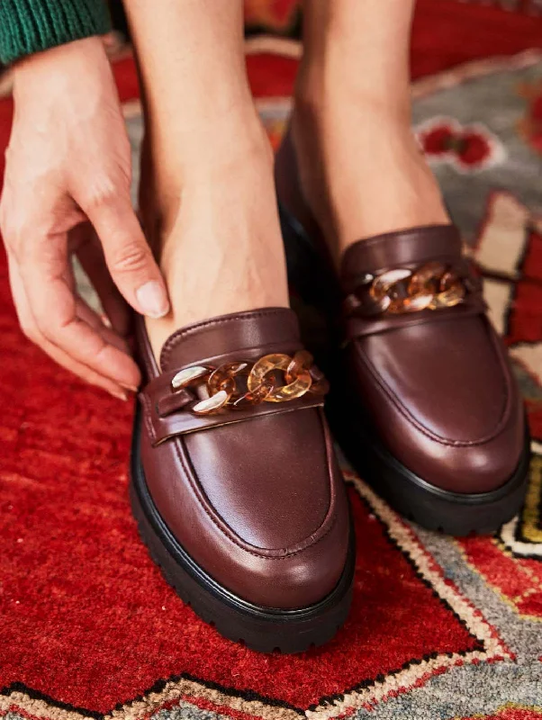 Adjustable Strap Women's Loafers in Tan for a Custom FitSherlock Vegan Grain Leather Loafers | Chocolate Adjustable Strap Women's Loafers in Tan for a Custom FitSherlock Vegan Grain Leather Loafers | Chocolate