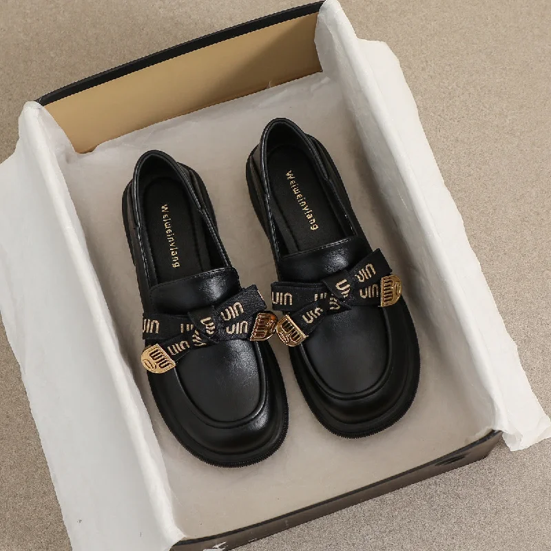 Women's Tassel - Trimmed Loafers with a Low Heel in Olive Green for a Trendy TwistWomen Retro Bowknot Soft Casual Loafers Women's Tassel - Trimmed Loafers with a Low Heel in Olive Green for a Trendy TwistWomen Retro Bowknot Soft Casual Loafers