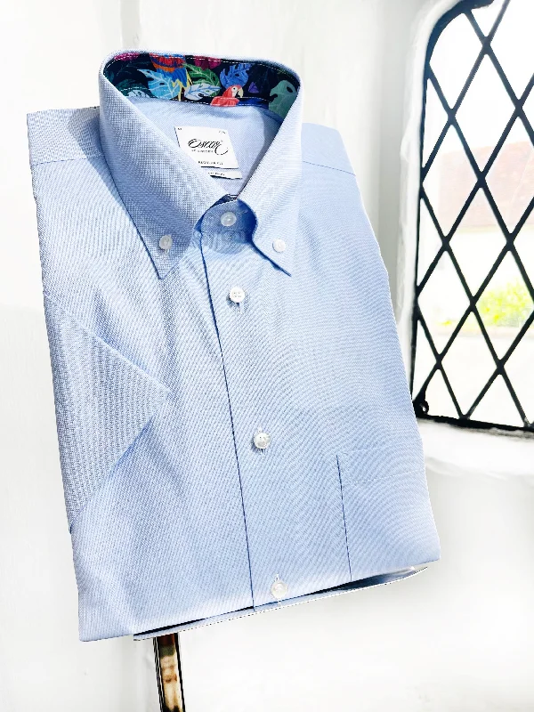 LIGHT BLUE SHORT SLEEVE SHIRT WITH BRIGHT TRIM