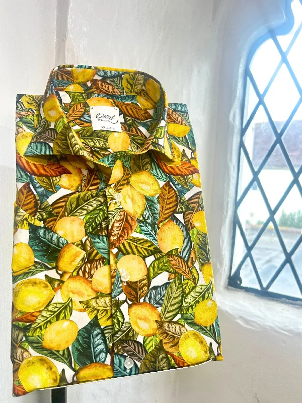 SHORT SLEEVED LEMON PRINT SHIRT