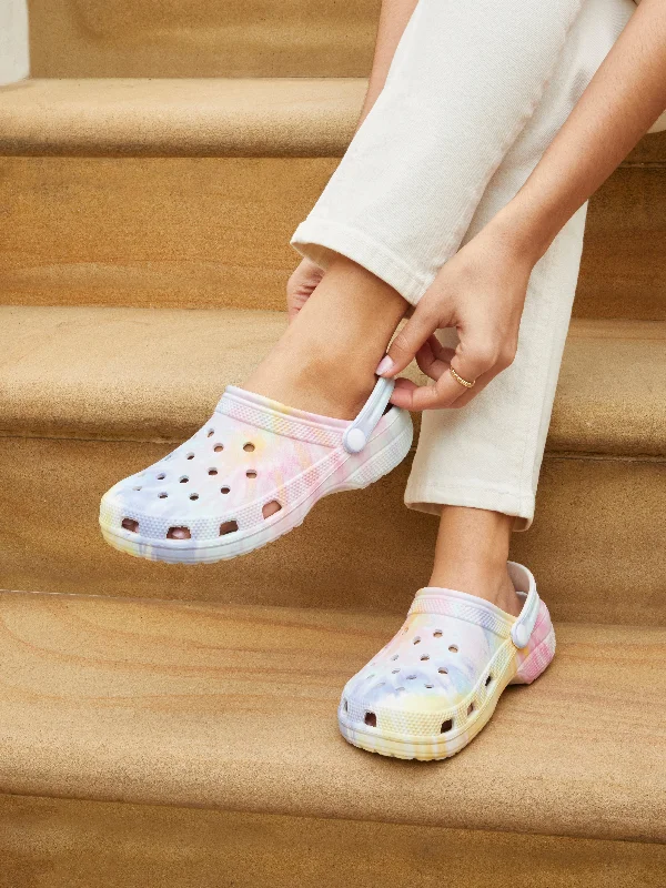 Women's Thong Sandals with a Beaded Design in Multicolor for a Beachy AestheticAQUA
