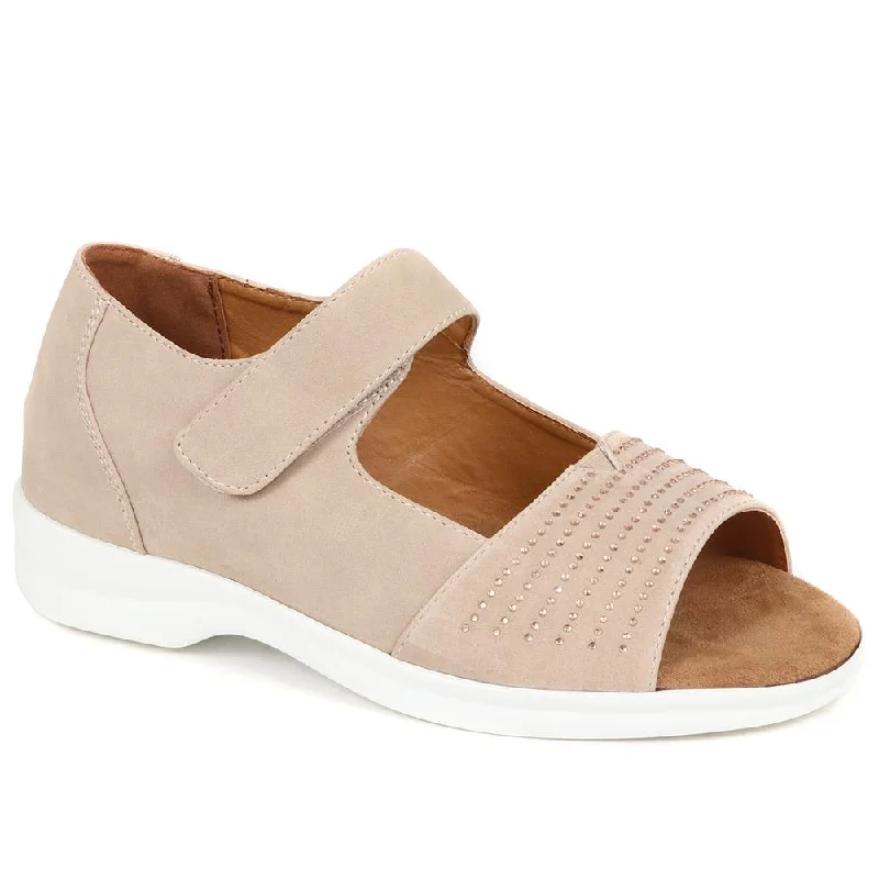 Lightweight Women's Mesh - Paneled Sandals in Yellow for BreathabilityBelladonna Extra Wide Shoes - BELLADONNA / 323 575 Lightweight Women's Mesh - Paneled Sandals in Yellow for BreathabilityBelladonna Extra Wide Shoes - BELLADONNA / 323 575