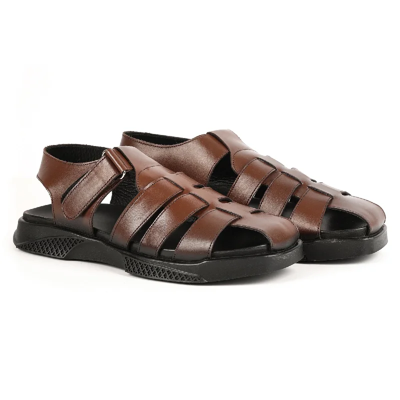 Women's Leather - Strapped Sandals with a Braided Detail in Brown for a Rustic AppealCORIO JC 1000 Women's Leather - Strapped Sandals with a Braided Detail in Brown for a Rustic AppealCORIO JC 1000