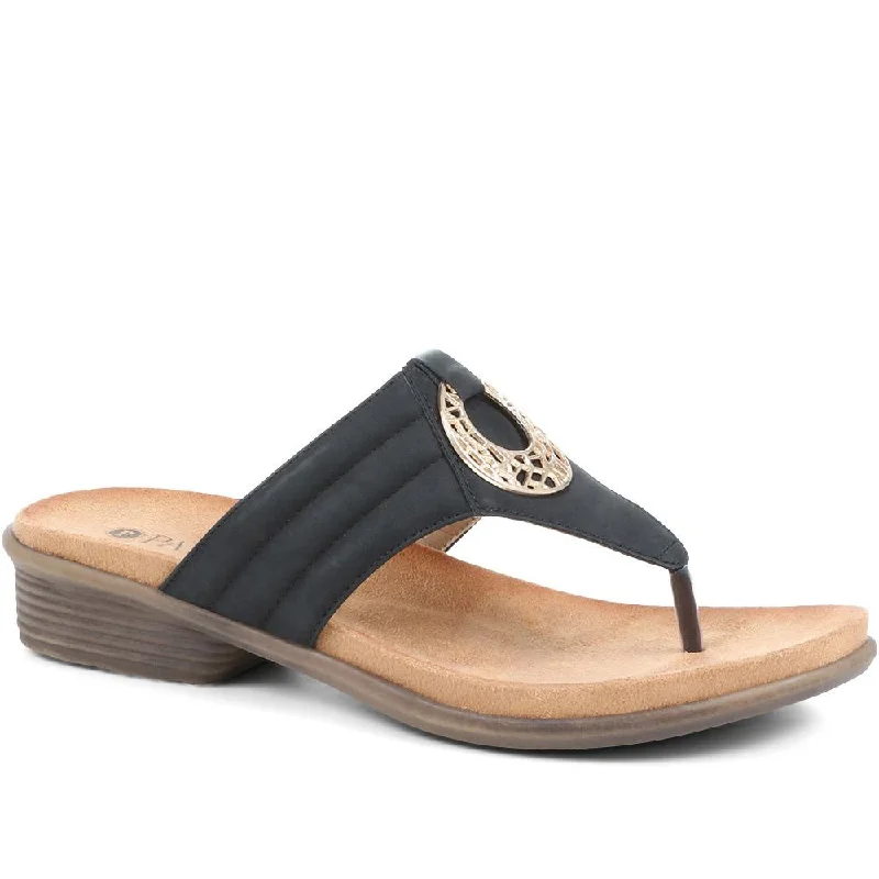 Shock - Absorbing Women's Sandals with a Soft Insole in Black for Active LifestylesHeeled Toe-Post Sandals - BAIZH37077 / 323 511 Shock - Absorbing Women's Sandals with a Soft Insole in Black for Active LifestylesHeeled Toe-Post Sandals - BAIZH37077 / 323 511