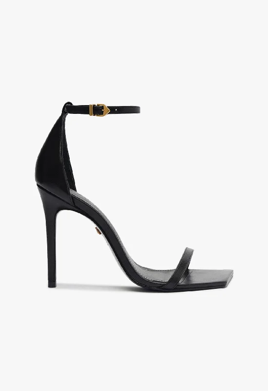 Shock - Absorbing Women's Sandals with a Soft Insole in Black for Active LifestylesJenna Sandal Shock - Absorbing Women's Sandals with a Soft Insole in Black for Active LifestylesJenna Sandal