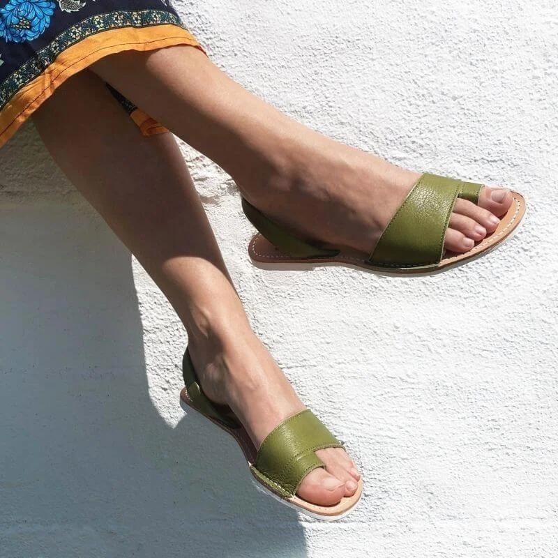 Women's Sandals with a Glitter - Coated Strap in Gold for a Sparkly Summer OutfitRia Menorca Costa Avarcas Sandal Women's Sandals with a Glitter - Coated Strap in Gold for a Sparkly Summer OutfitRia Menorca Costa Avarcas Sandal