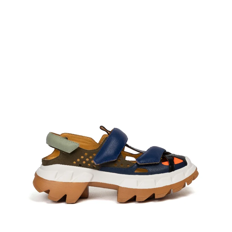 Women's Sandals with a Wedge Heel and a Tassel Detail in Orange for a Trendy LookARKO SAND CROCO Women's Sandals with a Wedge Heel and a Tassel Detail in Orange for a Trendy LookARKO SAND CROCO