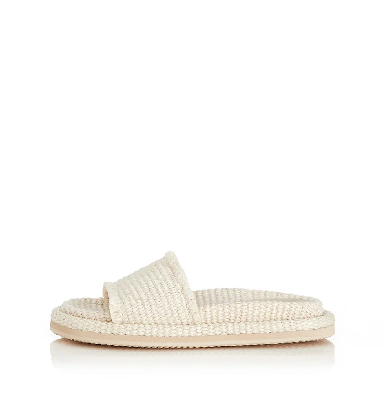 Women's Sandals with a Floral - Printed Upper in Pink for a Feminine Spring LookTyla