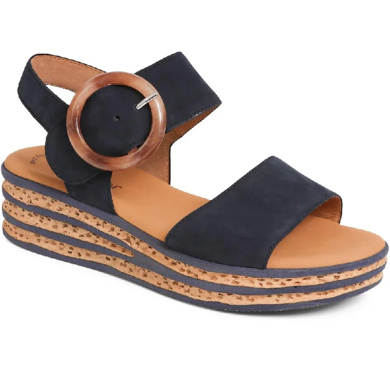 Women's Sandals with a Wedge Heel and a Tassel Detail in Orange for a Trendy LookWedge Sandals - GAB37522 / 323 653