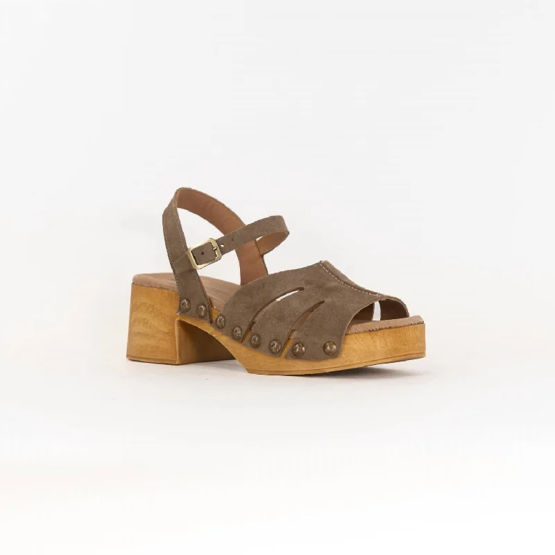 Waterproof Women's Rubber Beach Sandals with Arch Support in Blue for Water ActivitiesWomen's Simone Sandal In Taupe Waterproof Women's Rubber Beach Sandals with Arch Support in Blue for Water ActivitiesWomen's Simone Sandal In Taupe