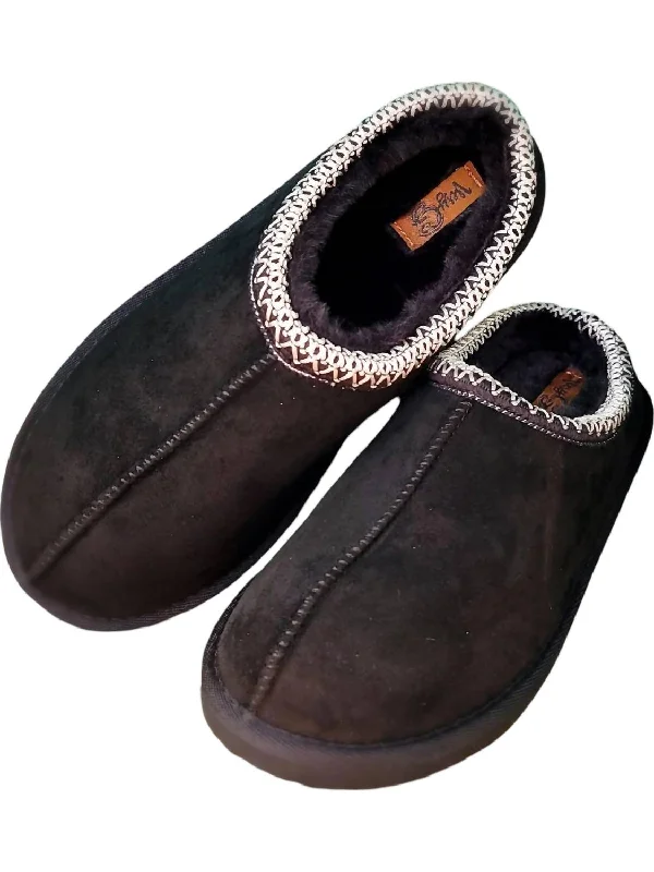Child - Friendly Women's Sandals with a Secure Buckle in Purple for Moms on the GoWomen's Sparks Slip On Shoe In Black Child - Friendly Women's Sandals with a Secure Buckle in Purple for Moms on the GoWomen's Sparks Slip On Shoe In Black