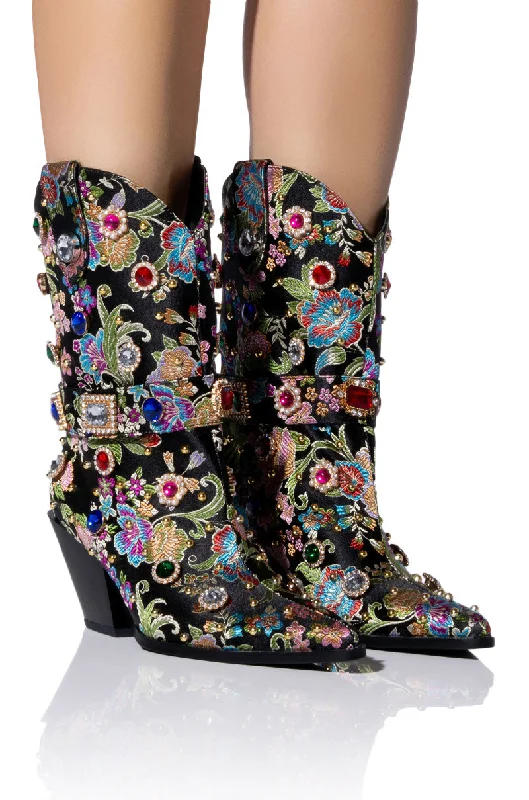 Women's Fur - Trimmed Snow Boots in White for a Stylish and Practical Winter ChoiceAZALEA WANG DILIGENT EMBELLISHED BASIC CHUNKY BOOTIE IN BLACK Women's Fur - Trimmed Snow Boots in White for a Stylish and Practical Winter ChoiceAZALEA WANG DILIGENT EMBELLISHED BASIC CHUNKY BOOTIE IN BLACK